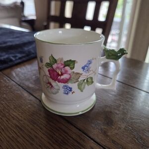 Vintage Crownford Fine Bone 6oz Floral Mug With Bird On Handle Made In England